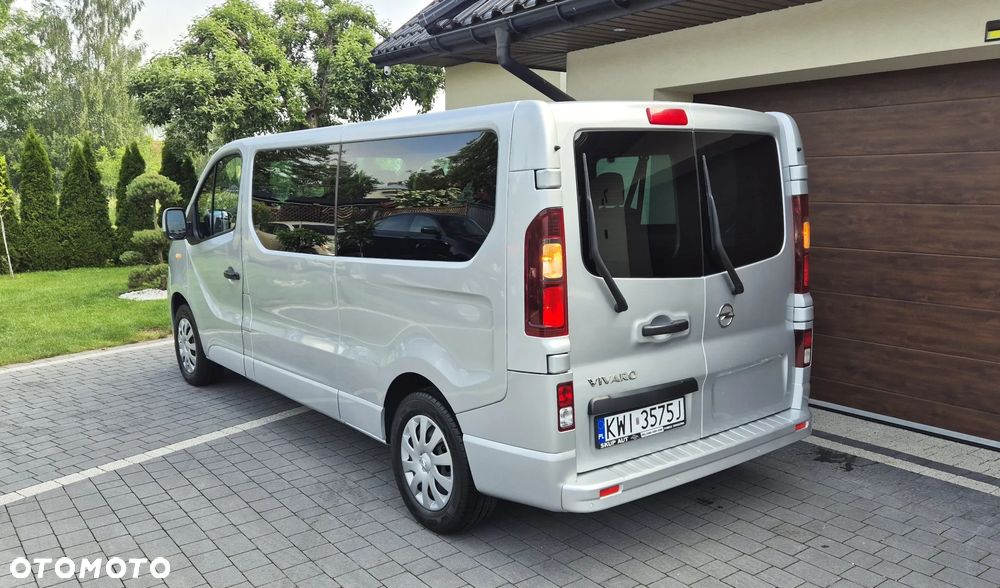 Opel Vivaro L2H1 2,9t Elegance Business - 3