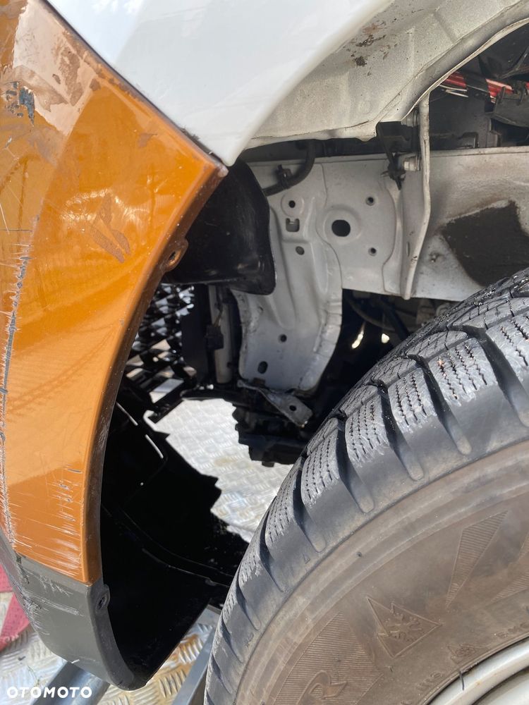 Dacia Duster 1.6 SCe Comfort - 18