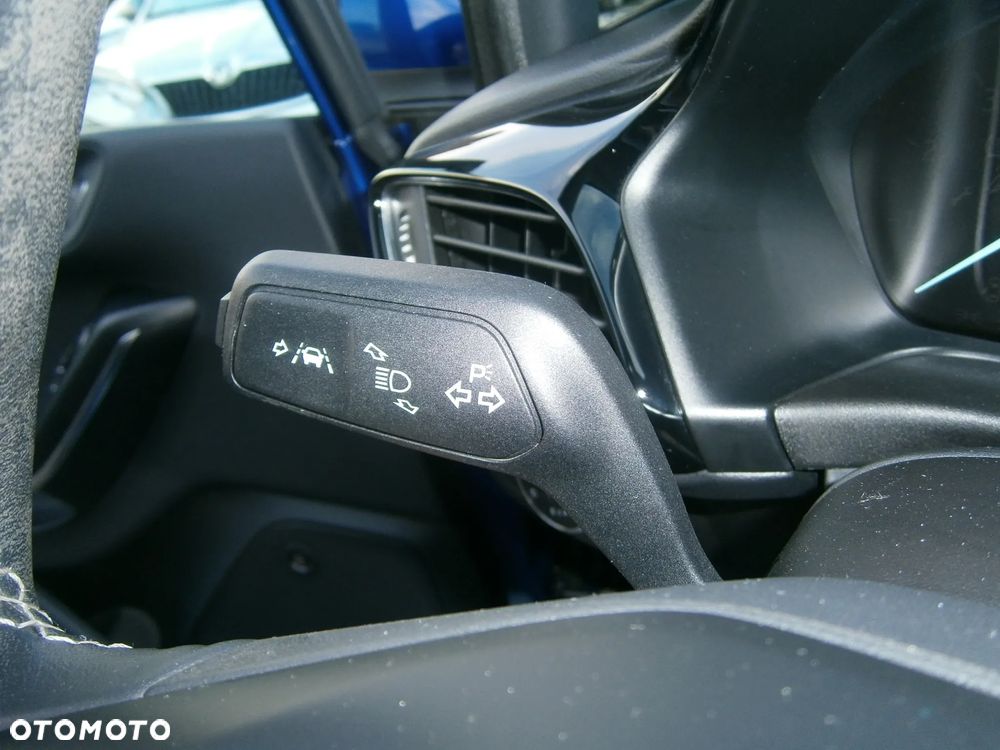 Ford Fiesta 1.0 EcoBoost S&S TITANIUM X - 25