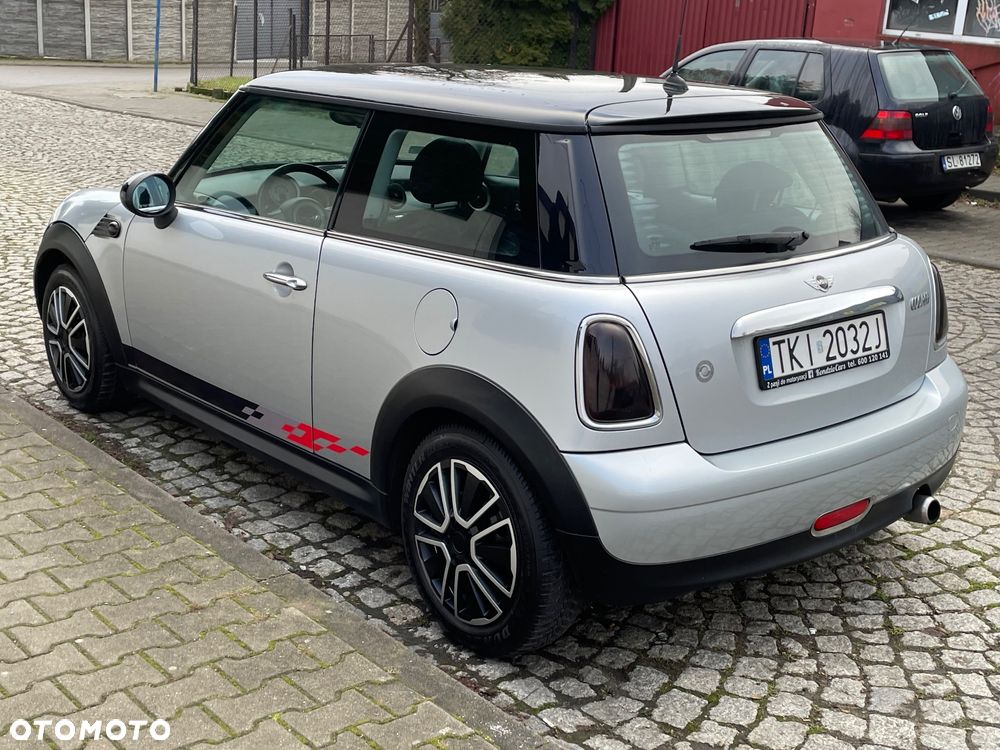 MINI Cooper Standard - 4