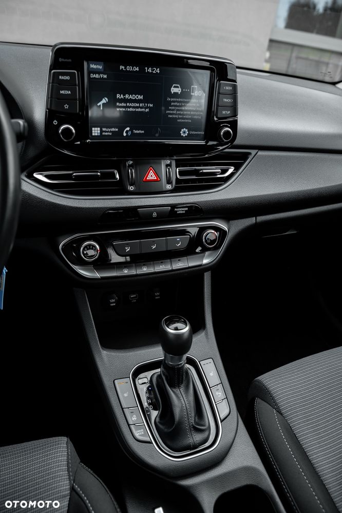 Hyundai i30 1.5 T-GDI 48V Premium DCT - 35