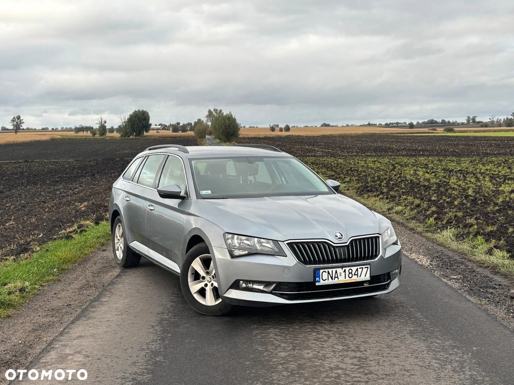 Skoda Superb 1.6 TDI Ambition DSG - 5
