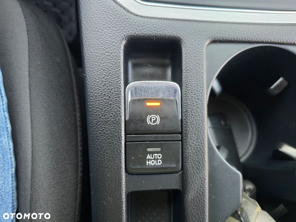Volkswagen Passat Variant - 35
