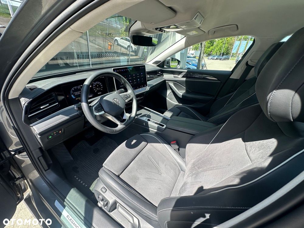 Volkswagen Passat - 10