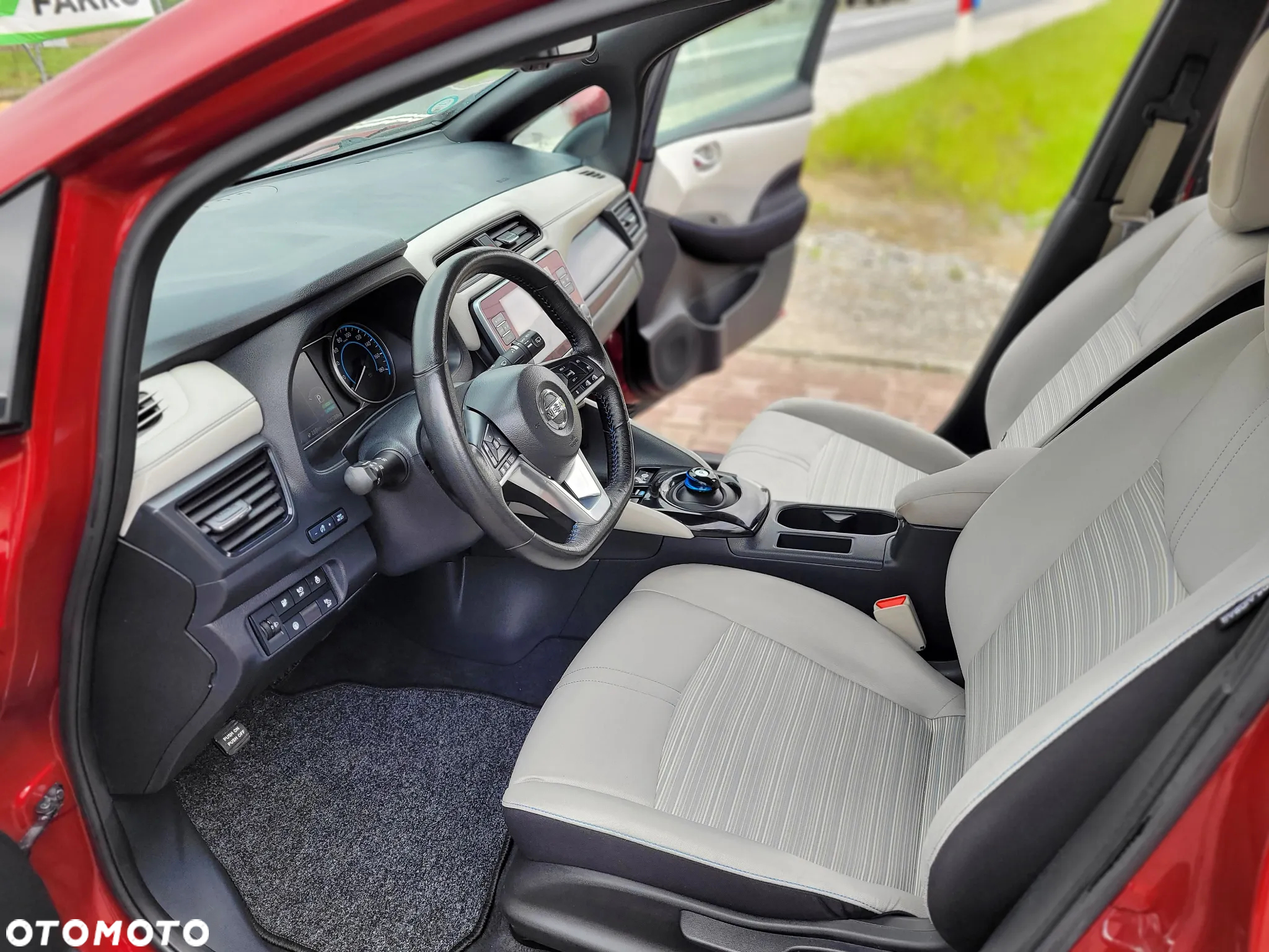 Nissan Leaf 62 kWh e+ N-Connecta - 27