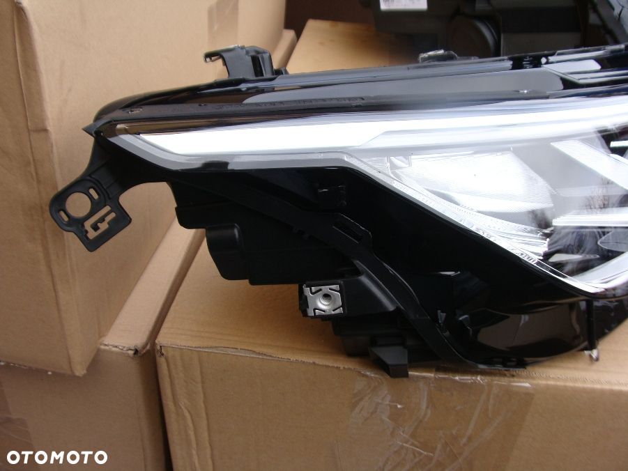 LAMPY PRZEDNIE ORYG.VW GOLF 8 LED EUROPA NÓWKA L+P - 3
