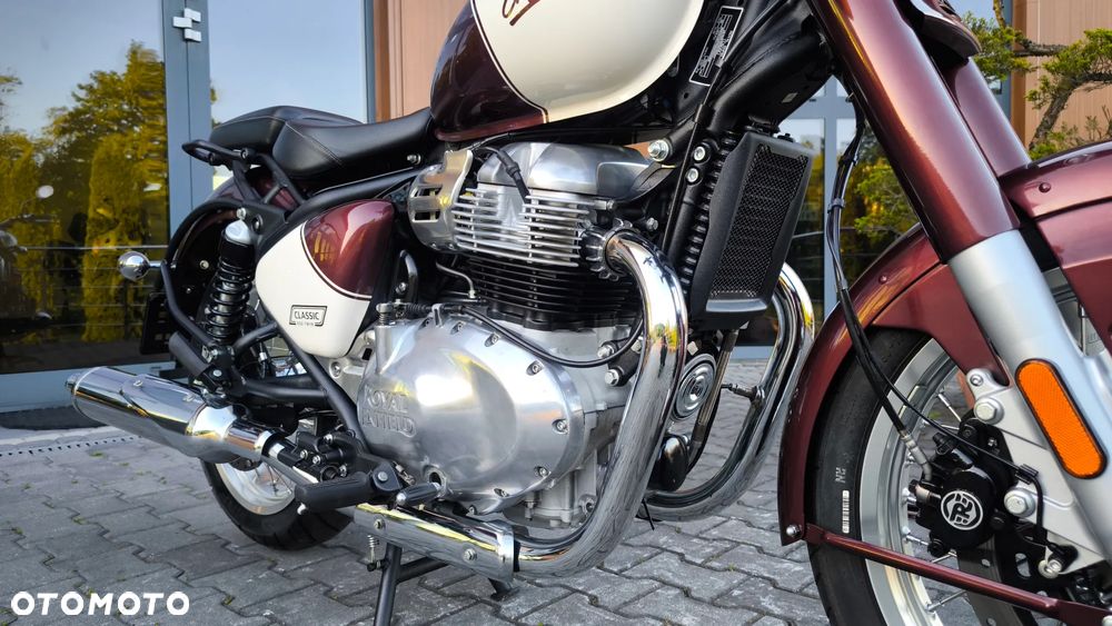 Royal Enfield Classic - 25