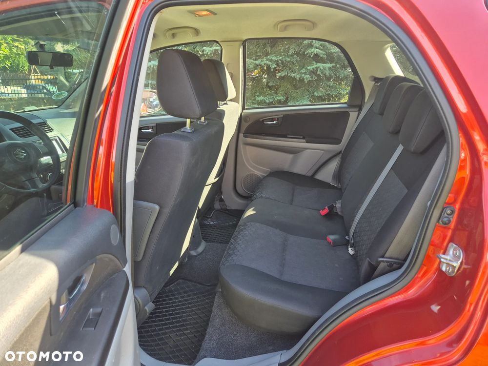 Suzuki SX4 1.6 Comfort 4WD - 21