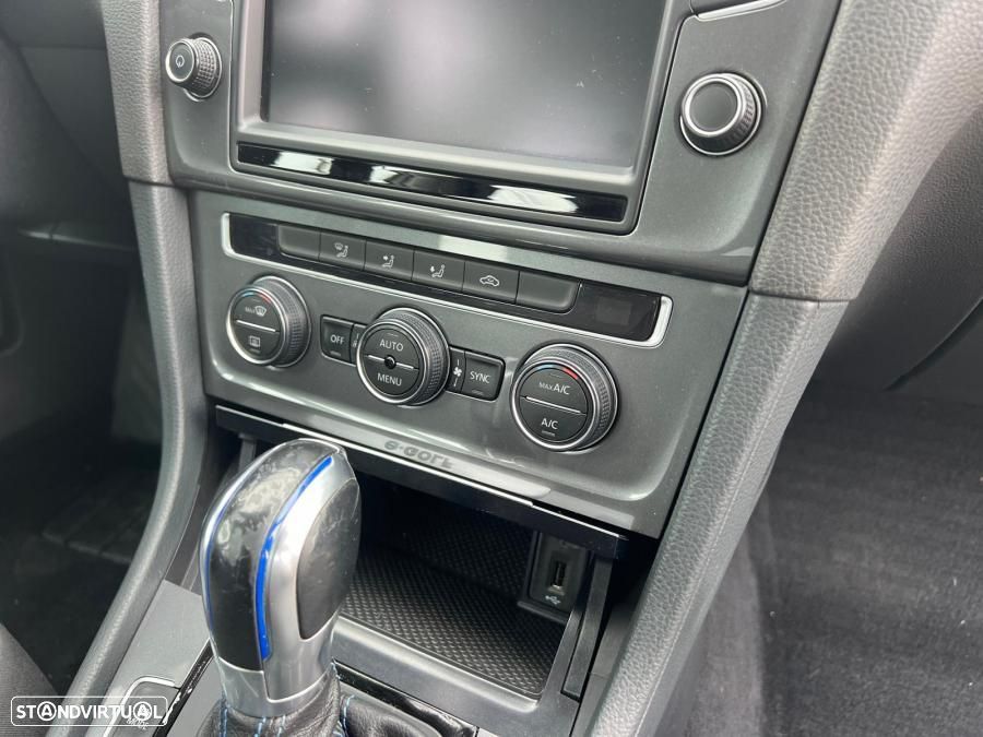 VW e-Golf AC/DC - 7