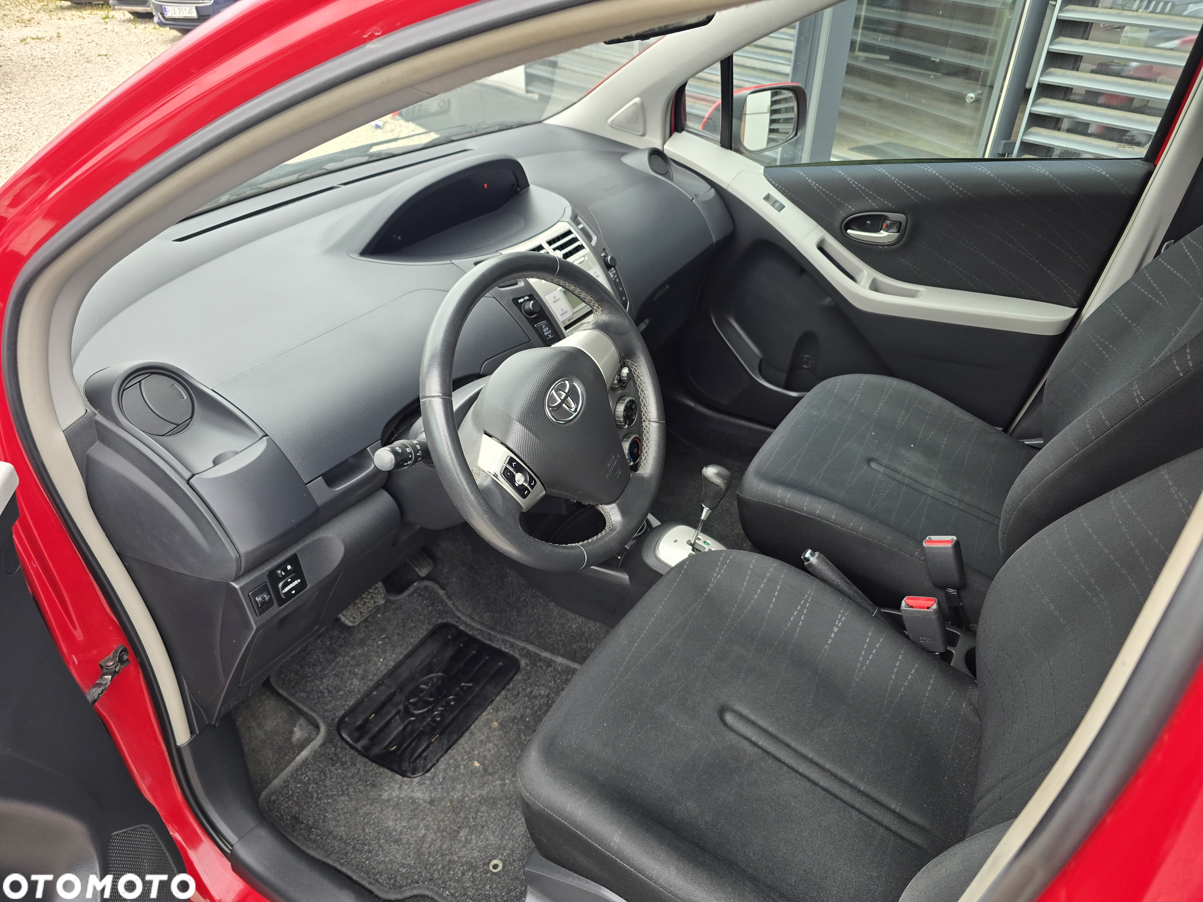 Toyota Yaris 1.3 VVT-i Multi Mode Sol - 14