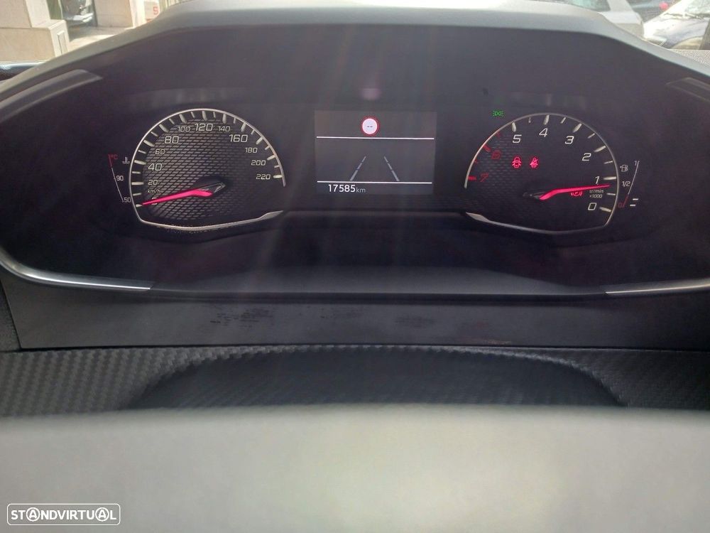 Peugeot 2008 1.2 PureTech Style - 13