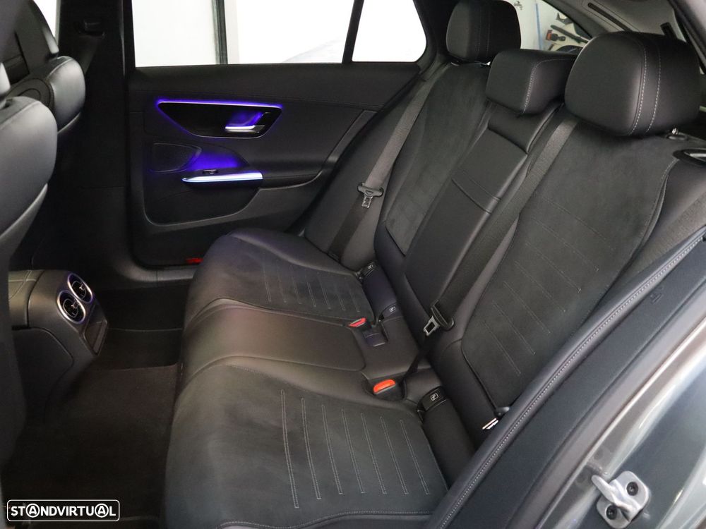 Mercedes-Benz C 300 de AMG Line - 13