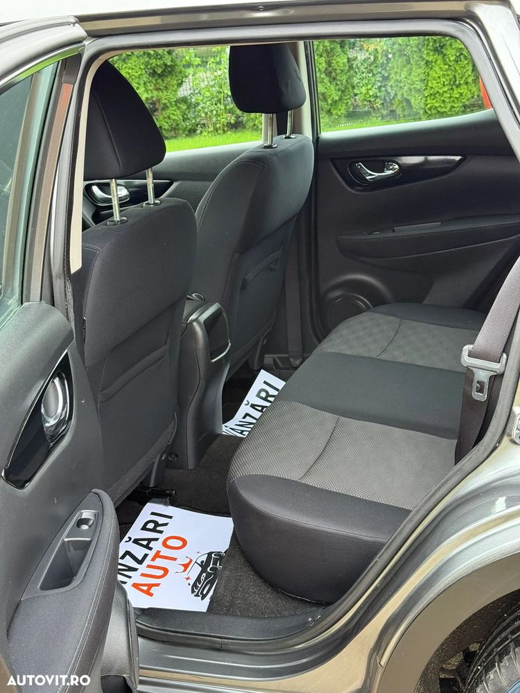 Nissan Qashqai 1.5 DCI Start/Stop N-Connecta - 10