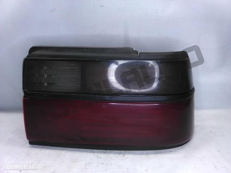 Farolim Trás Painel Direito  Toyota Corolla Vi (e90) [1987_1994 - 1