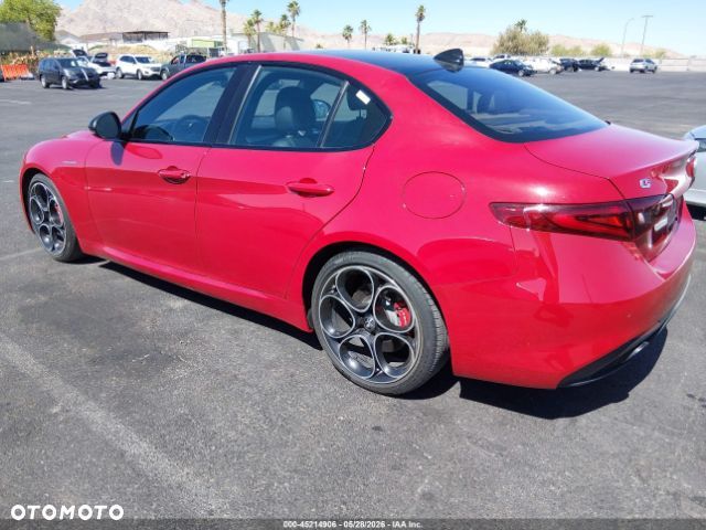 Alfa Romeo Giulia 2.0 Turbo 16V AT8 Veloce Ti - 4