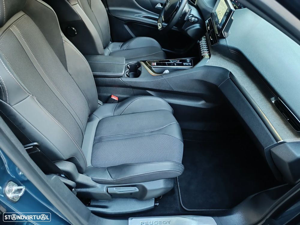Peugeot 3008 225 e-EAT8 GT - 26