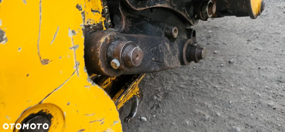 JCB 4CX - 11