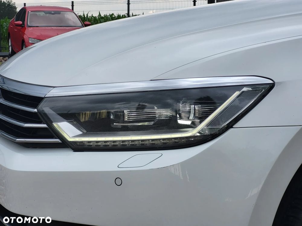 Volkswagen Passat 2.0 TDI BMT Comfortline DSG - 10