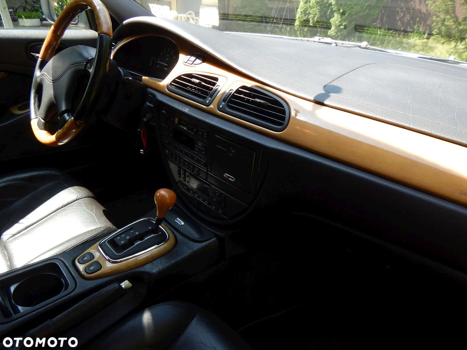 Jaguar S-Type - 13