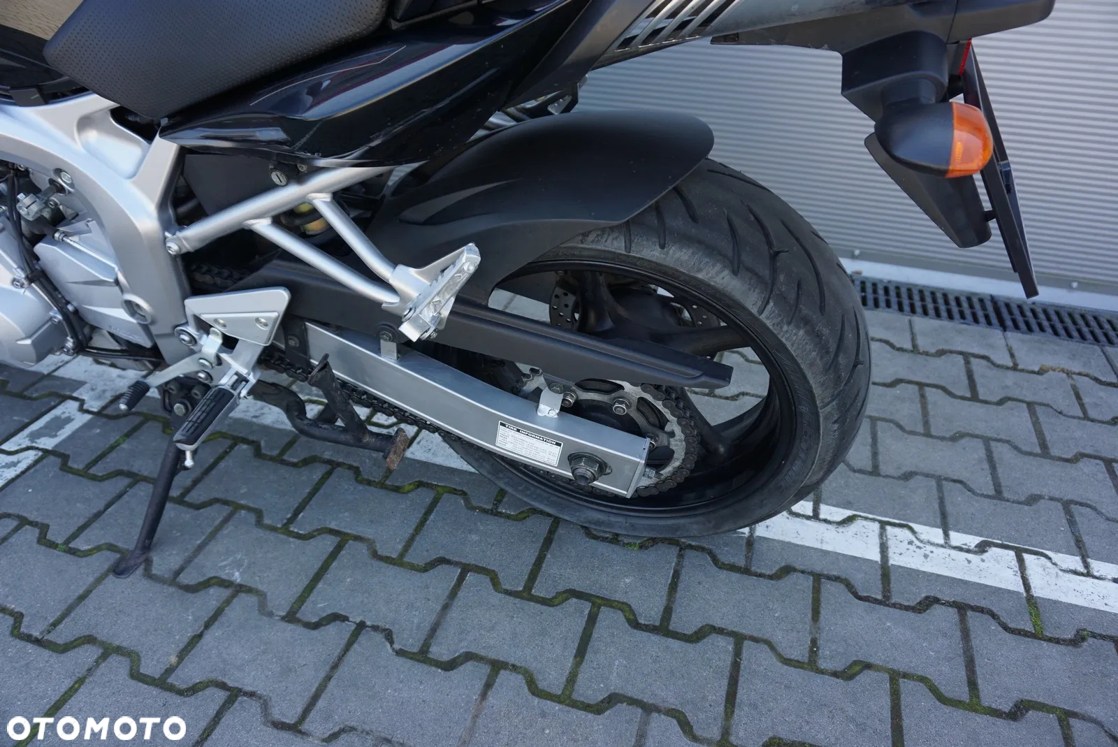 Yamaha FZ6 - 13