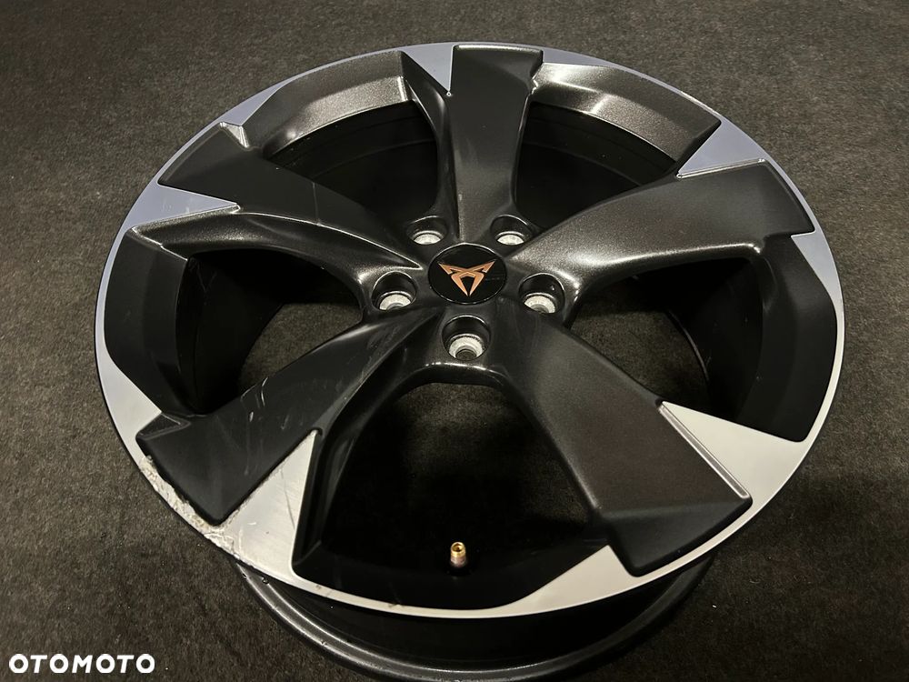 Alufelga Cupra Leon IV 18 cali 5x112 1szt. 5FA601025H - 2