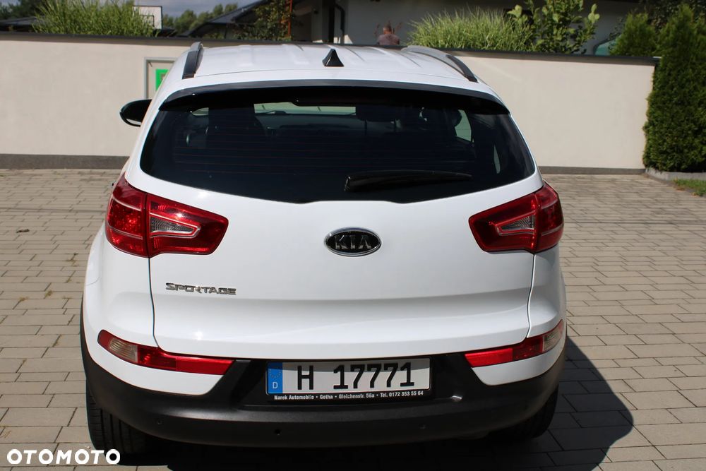 Kia Sportage 2.0 L - 15