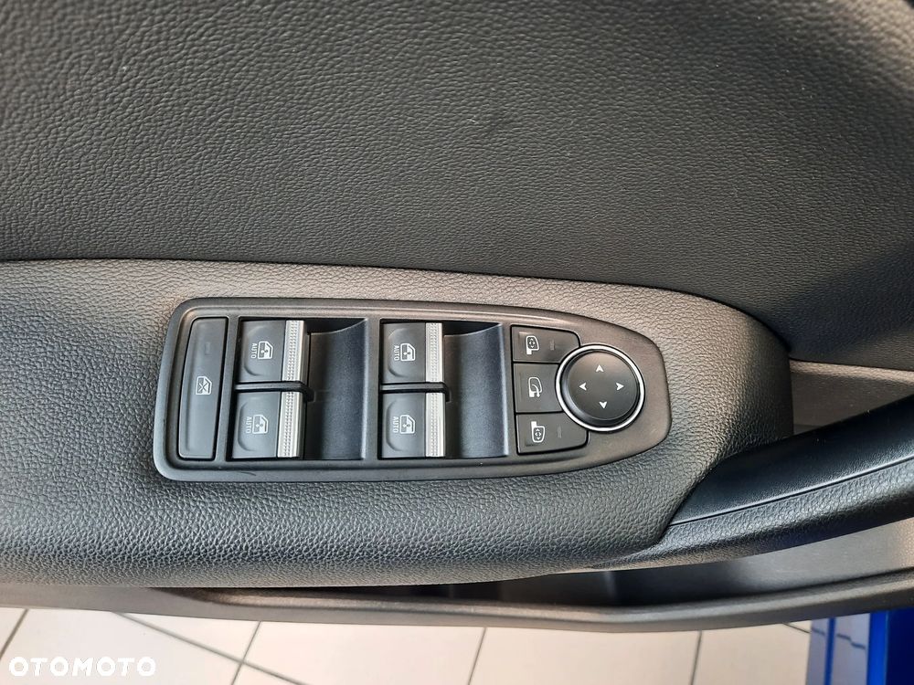 Renault Captur 1.3 TCe mHEV Intens - 16
