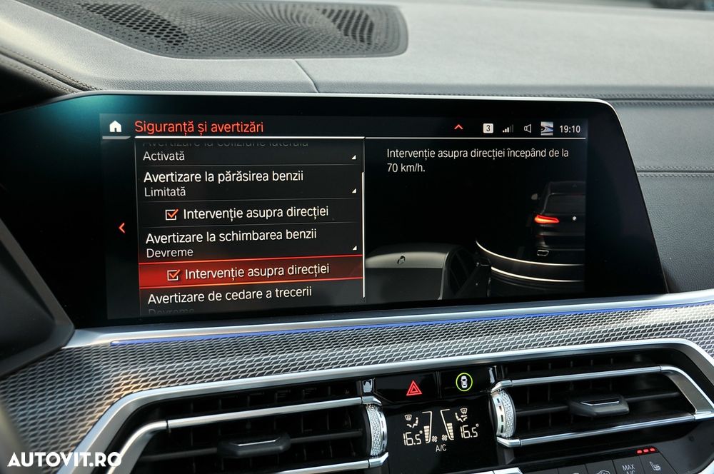 BMW X5 M M50i - 28
