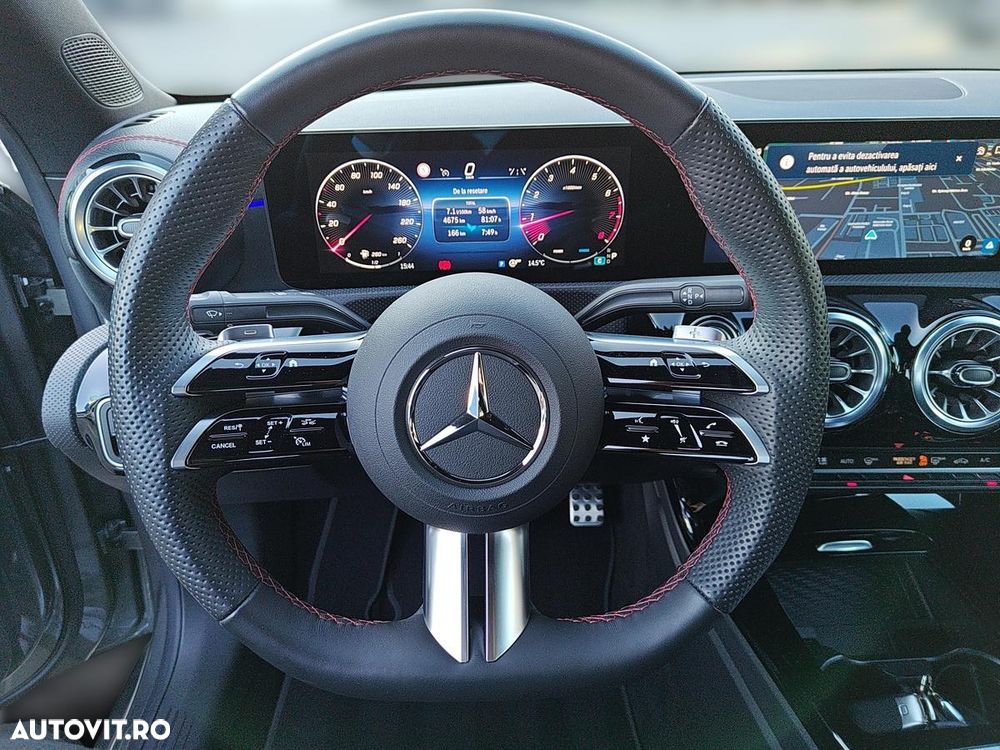 Mercedes-Benz CLA 180 7G-DCT AMG Line - 10