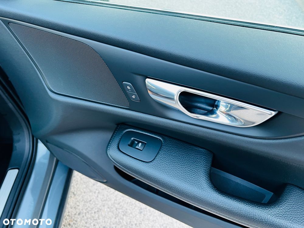 Volvo V60 B4 D Inscription - 14