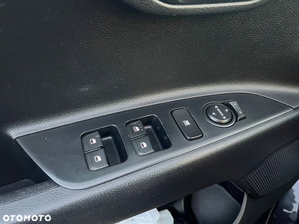 Kia Stonic 1.4 L - 25