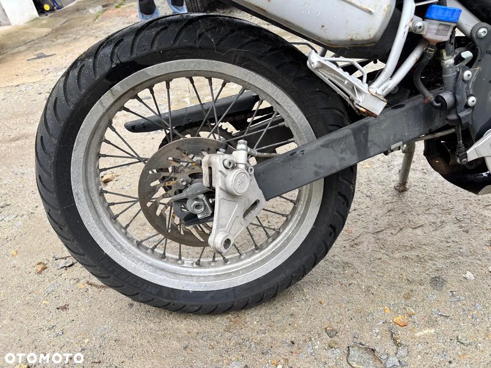 Yamaha XT - 6