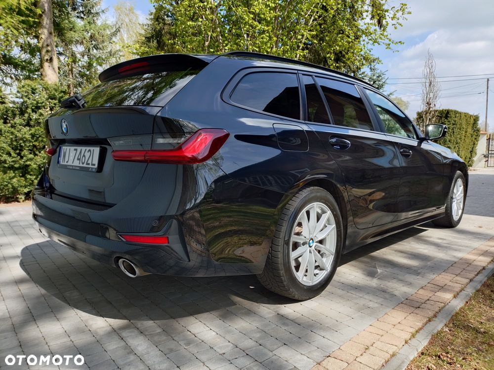 BMW Seria 3 320d - 13