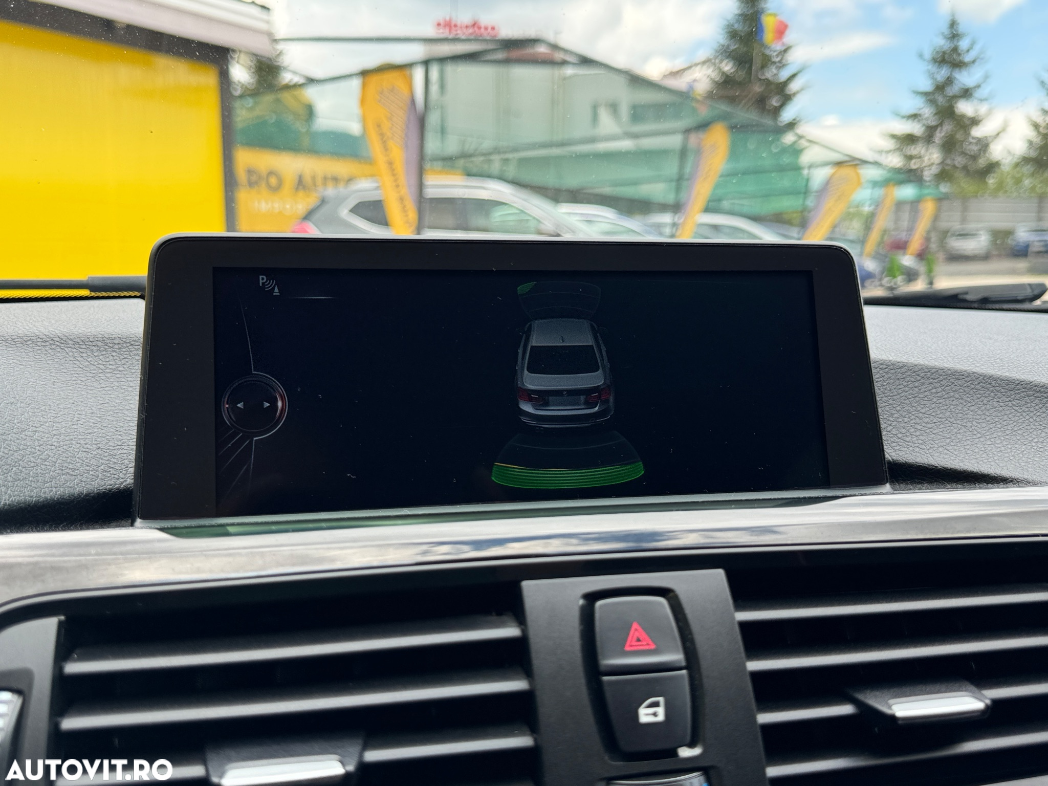 BMW Seria 3 318d - 27