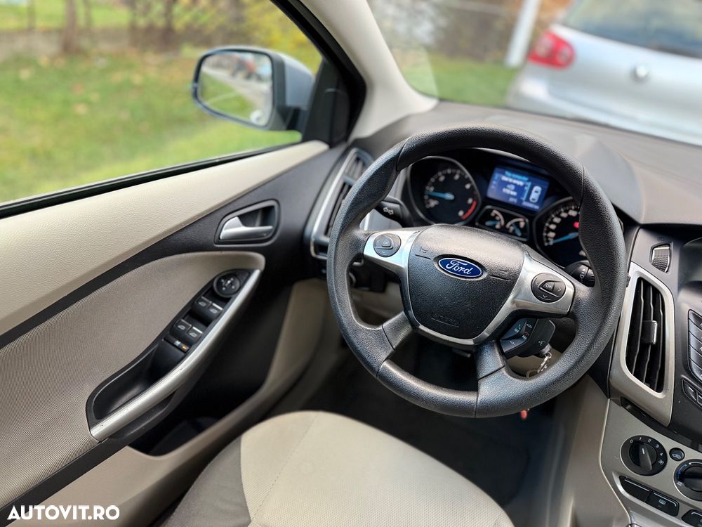 Ford Focus 1.6 TDCI DPF Titanium - 21