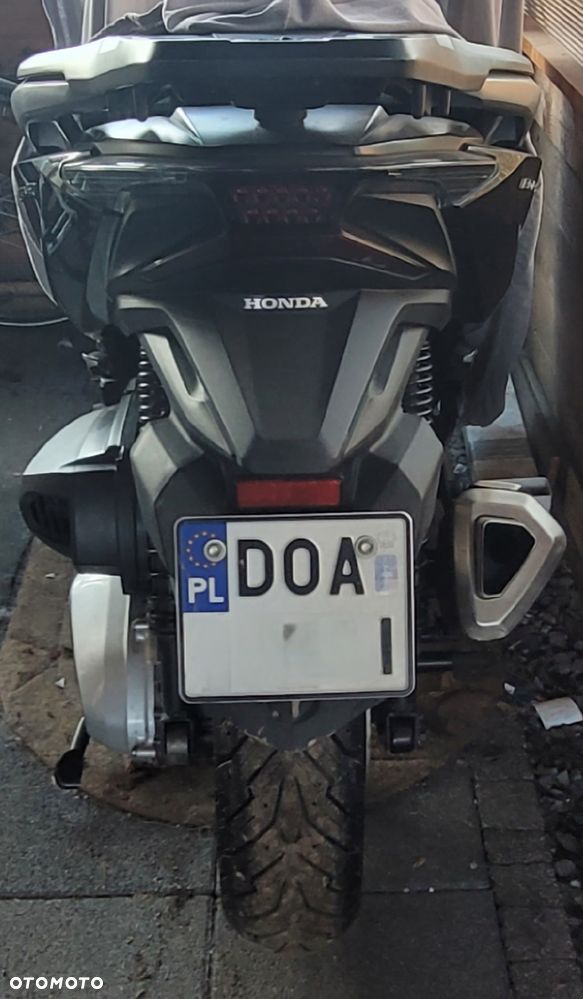 Honda NSS - 8