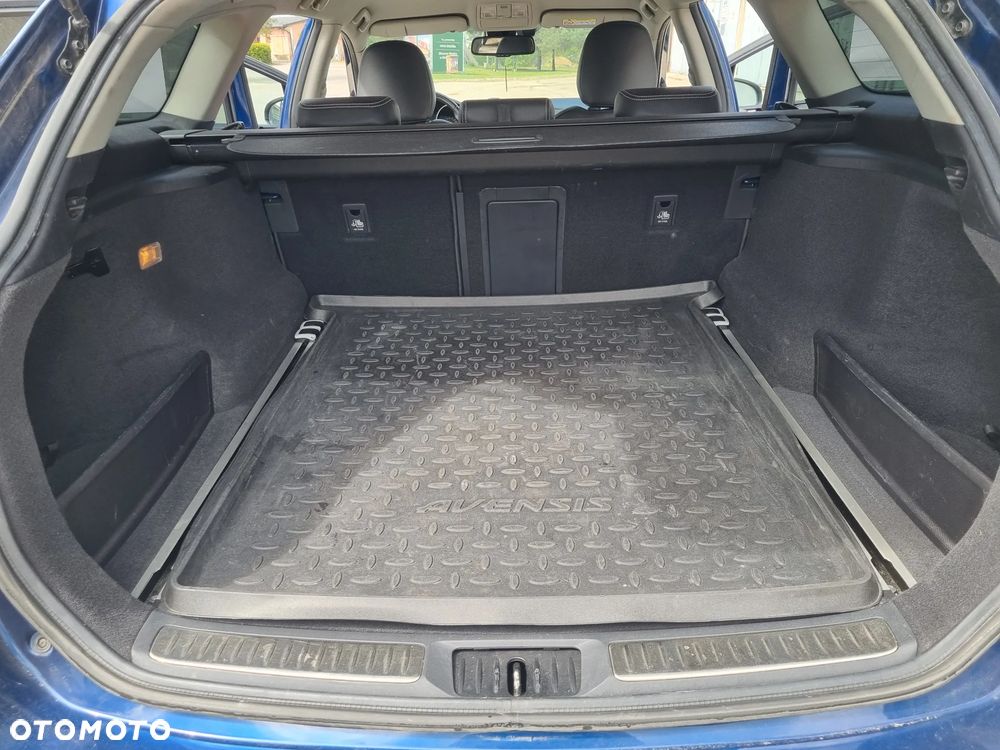 Toyota Avensis 2.0 D-4D Prestige - 15