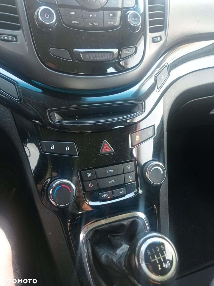 Chevrolet Orlando - 6