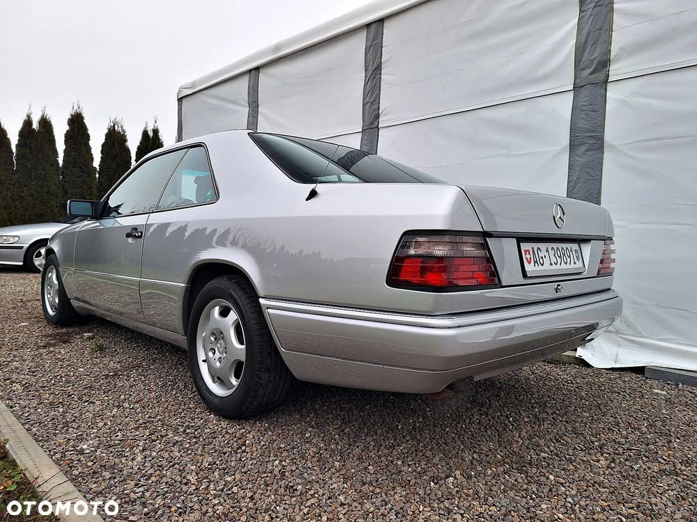 Mercedes-Benz W124 (1984-1993) - 14