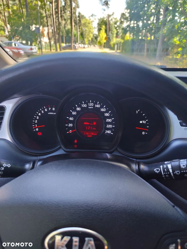 Kia Ceed 1.4 CVVT Vision - 16