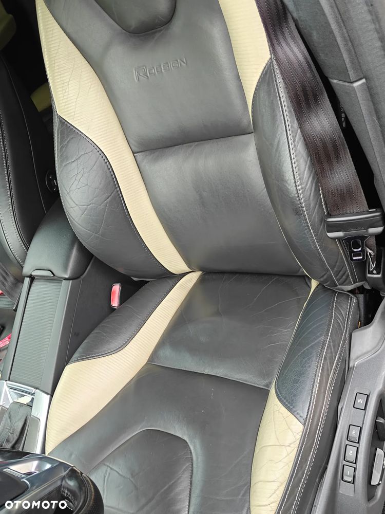 Volvo XC 60 T6 AWD R-Design - 17