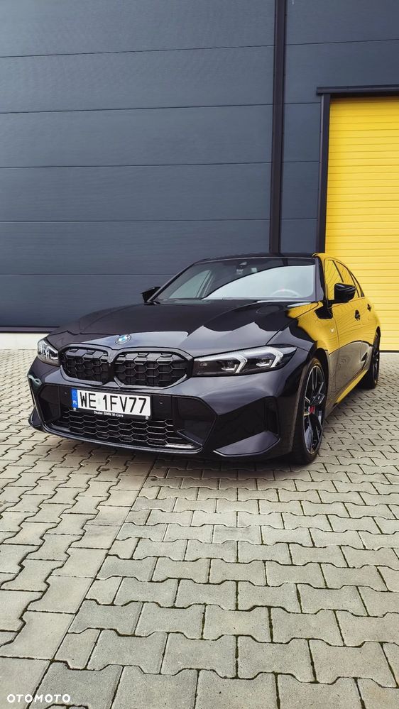 BMW 3 Series 2024 photo 2