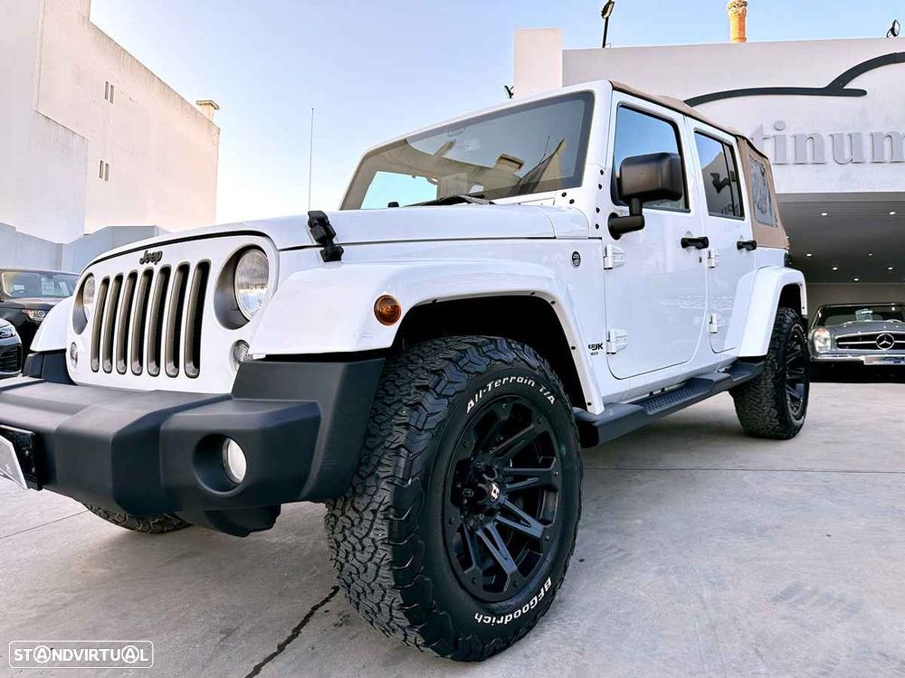 Jeep Wrangler Unlimited - 57