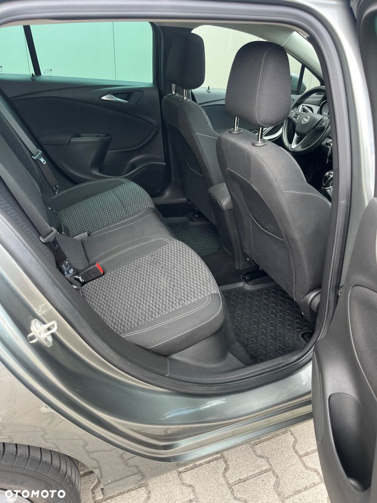 Opel Astra 1.6 BiTurbo D (CDTI) Start/Stop Innovation - 27