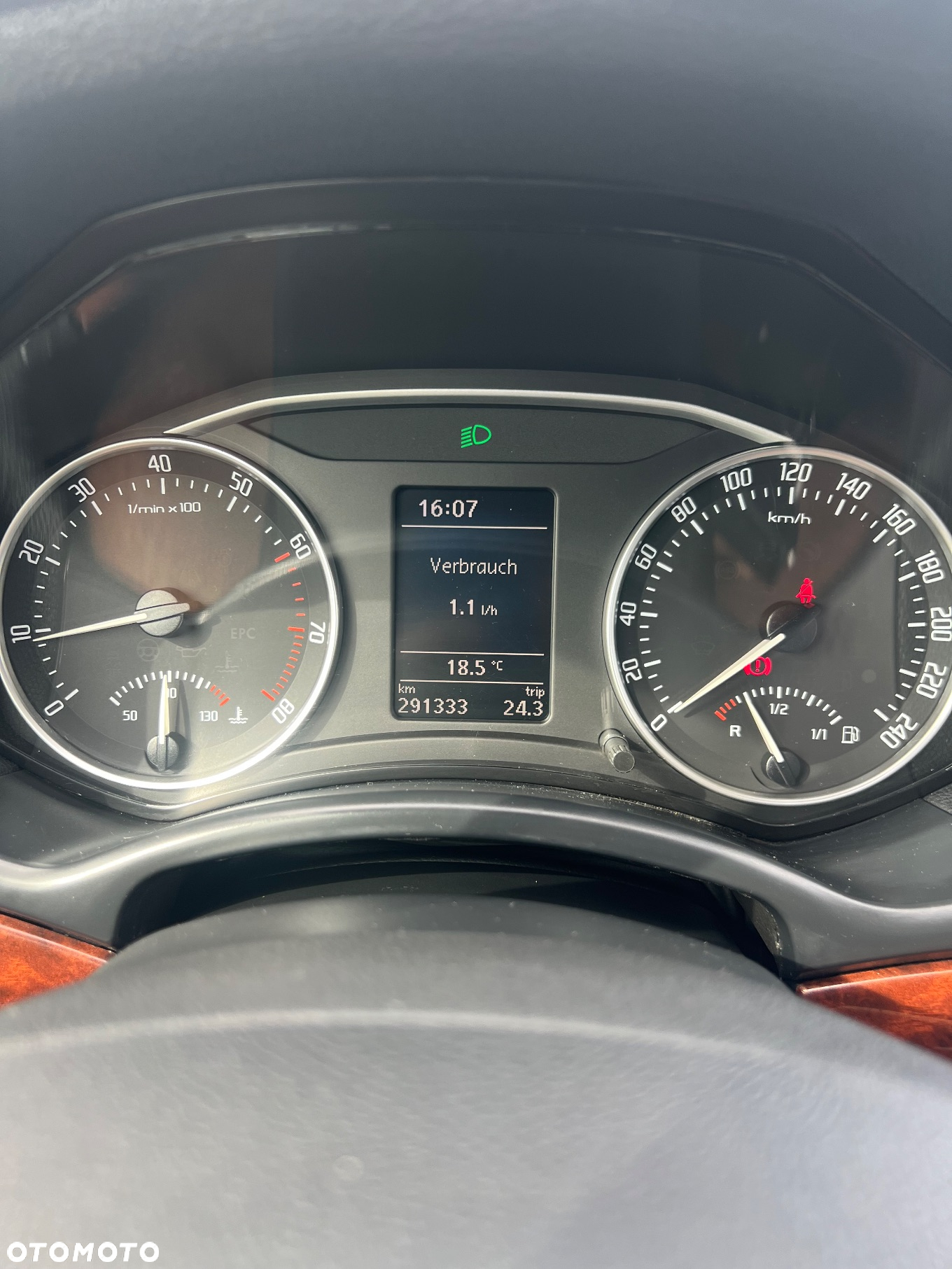 Skoda Octavia 1.8 T FSI L&K - 14