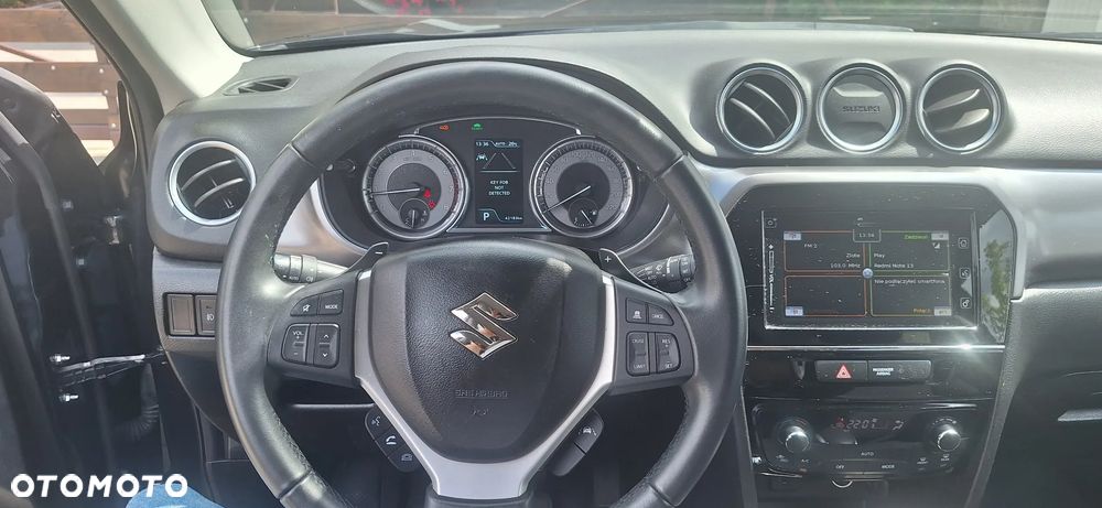 Suzuki Vitara 1.5 Strong Hybrid Elegance Sun 4WD AGS - 5