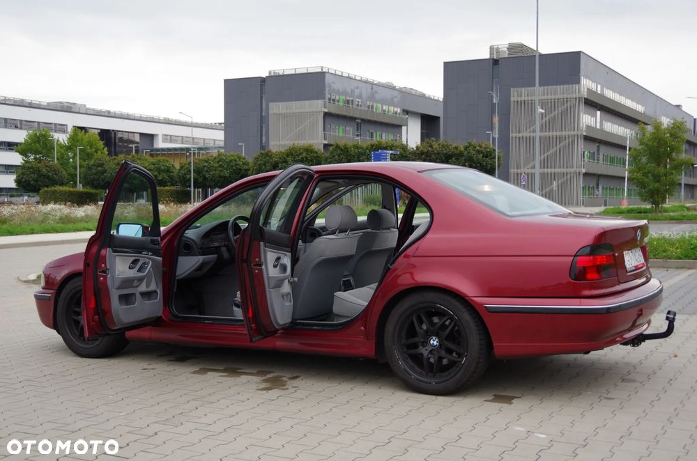 BMW Seria 5 - 13