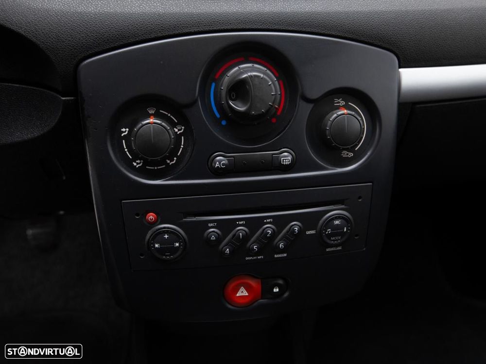 Renault Clio - 13