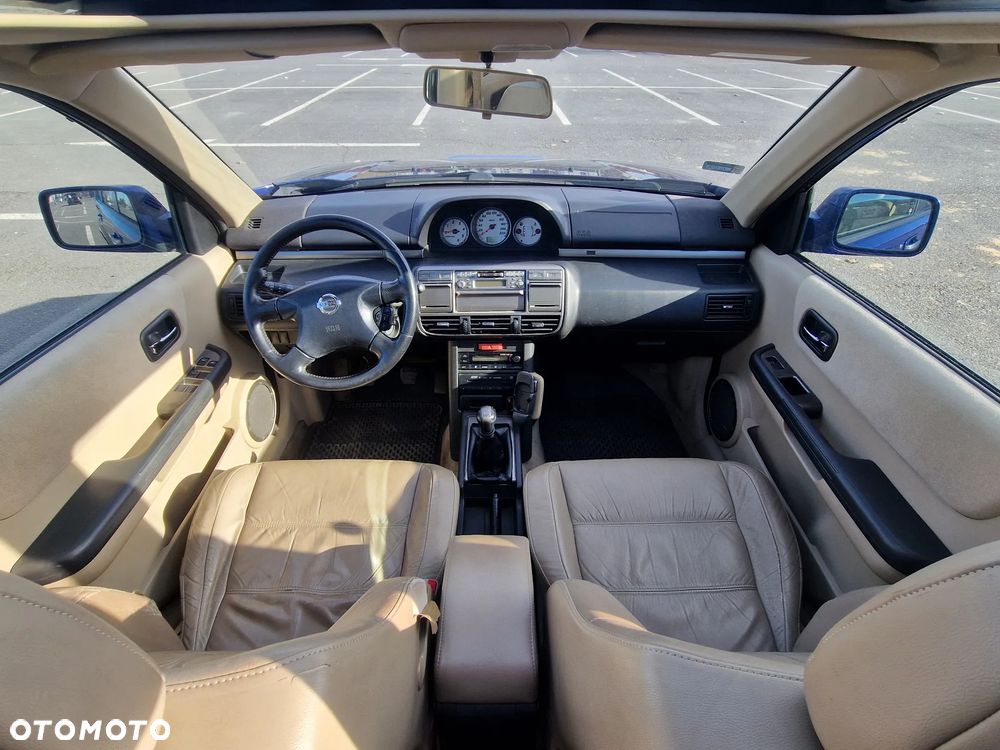 Nissan X-Trail - 6
