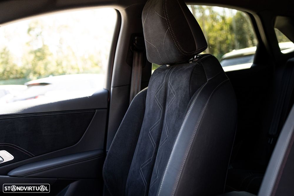 DS DS7 Crossback E-Tense Performance Line EAT8 - 10